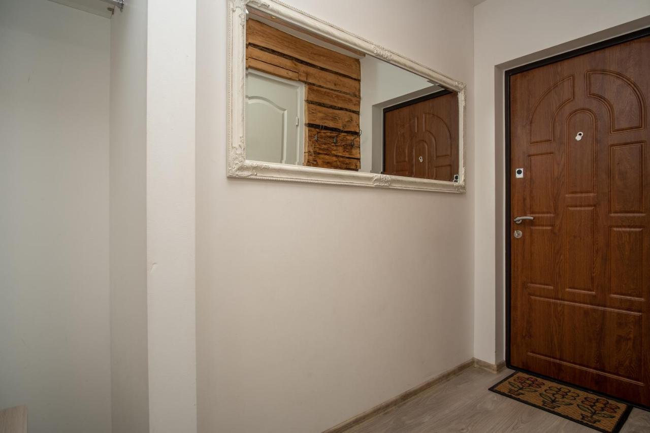 Contact Free Apartments With Free Parking Tallin Exterior foto